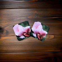 Load image into Gallery viewer, Stunning Sweet Pea Glossy Wooden Coaster Set
