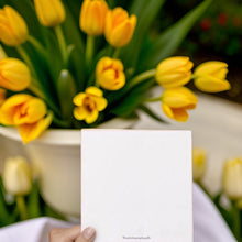 Load image into Gallery viewer, Dazzling Daffodil Greeting Cards Perfect for Every Celebration
